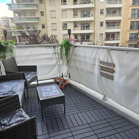 Suite Prestige Paris-La Defense Balcon-Terrasse Courbevoie Exterior photo