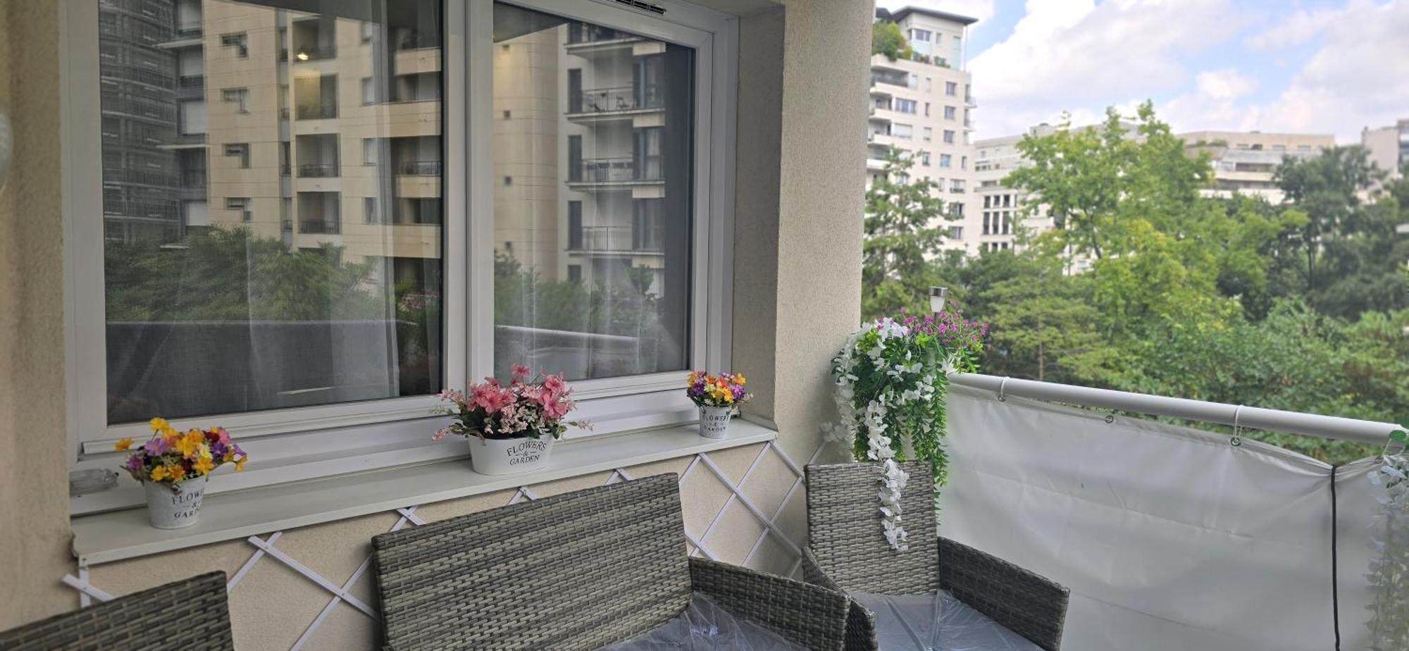 Prestige Paris-la Defense Balcon-terrasse Apartment